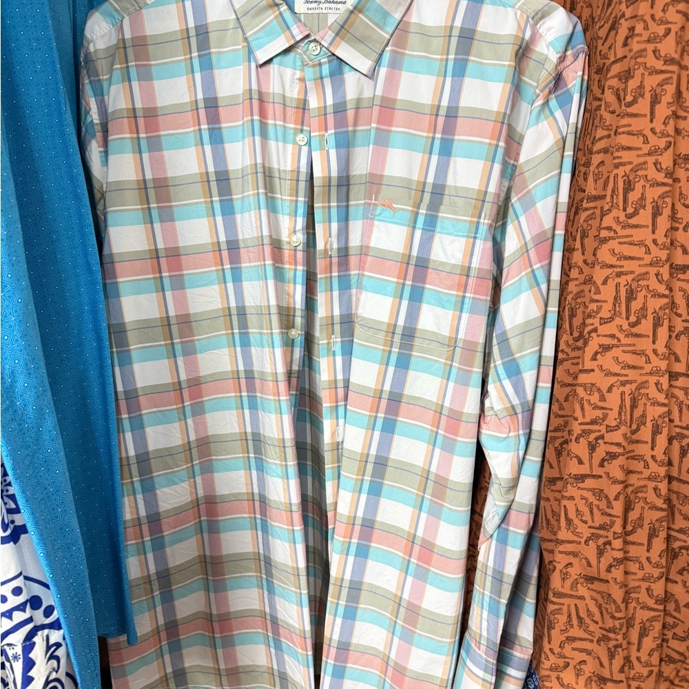 Tommy Bahama Blue and Pink Casual Button Down Shirt